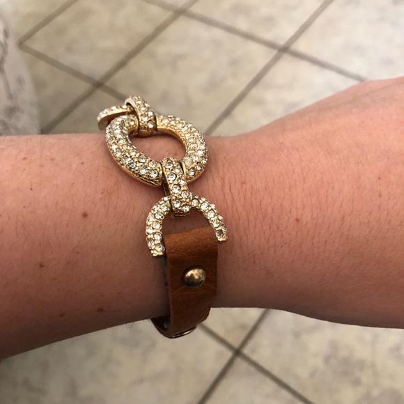 Gold and leather bracelet - Picture 2 of 4